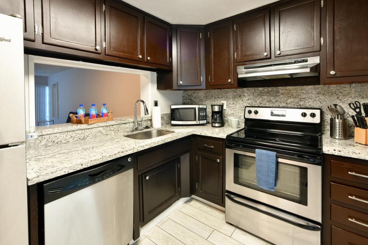 Designer River View Apartments Fort Lauderdale Exterior photo