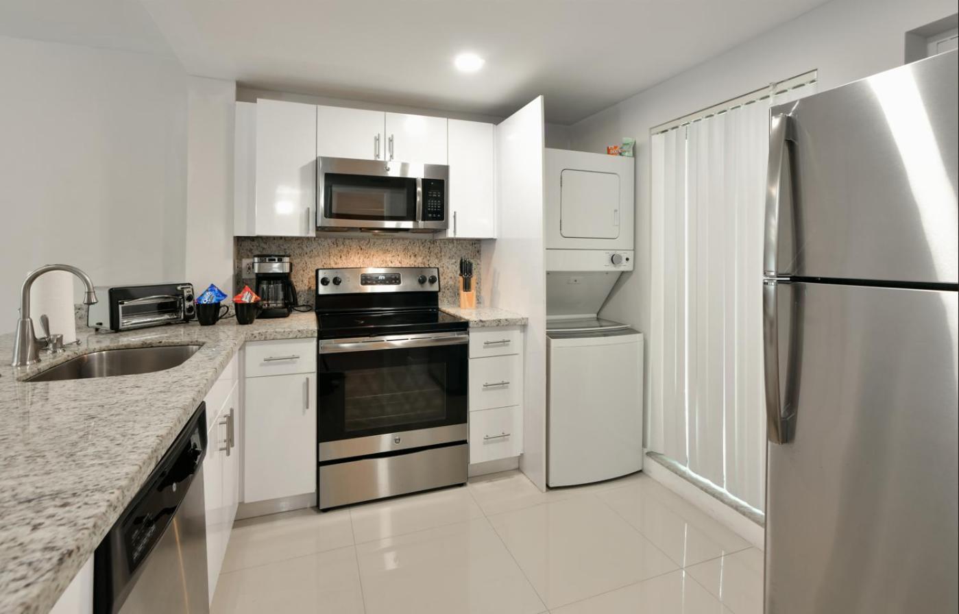 Designer River View Apartments Fort Lauderdale Exterior photo